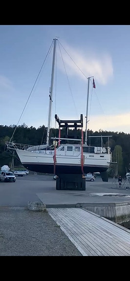 SOLGT - Nauticat Pilothouse 331 21 of 30