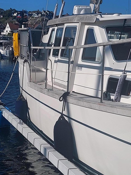 SOLGT - Nauticat Pilothouse 331 13 of 30