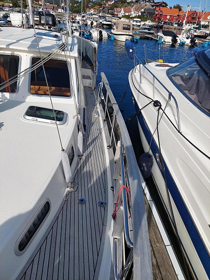 SOLGT - Nauticat Pilothouse 331 4 of 30