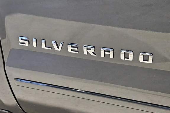 Chevrolet 29 of 30