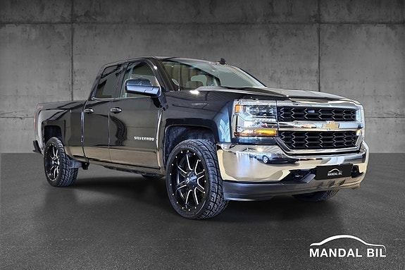 Chevrolet 3 of 30