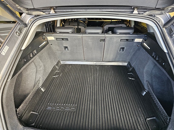 Audi e-tron 21 of 30