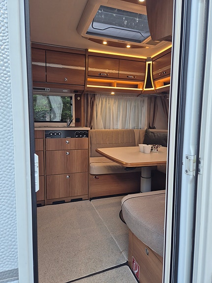 Dethleffs Nomad 560RFT-RET 12 of 23