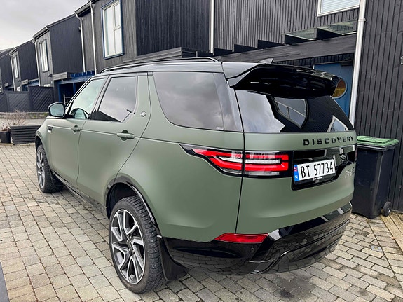 Land Rover Discovery 5 19 of 30