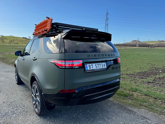Land Rover Discovery 5 15 of 30