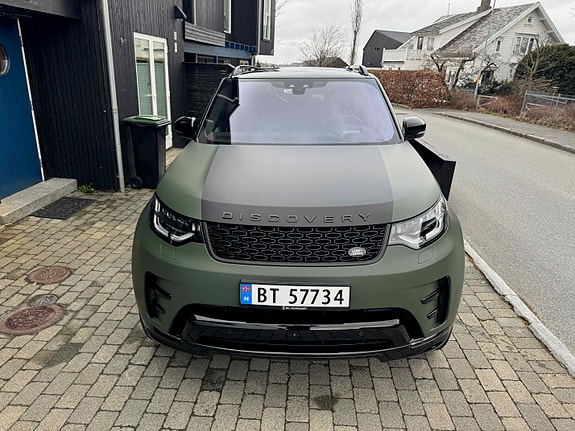Land Rover Discovery 5 23 of 30