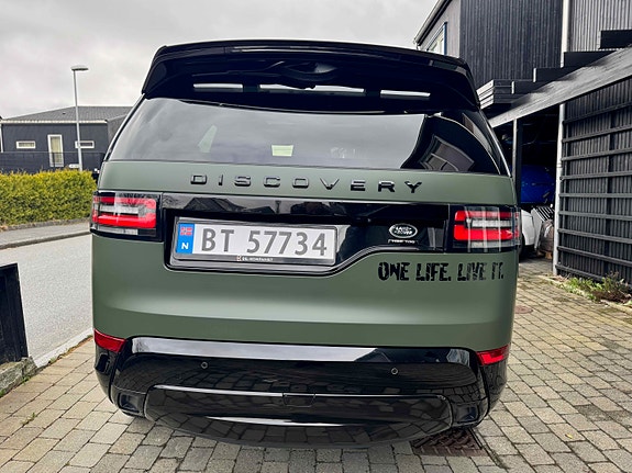 Land Rover Discovery 5 17 of 30