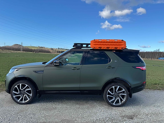 Land Rover Discovery 5 13 of 30