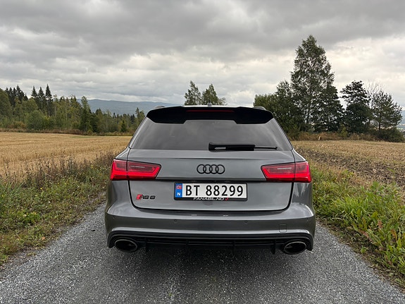 Audi RS6 3 of 16