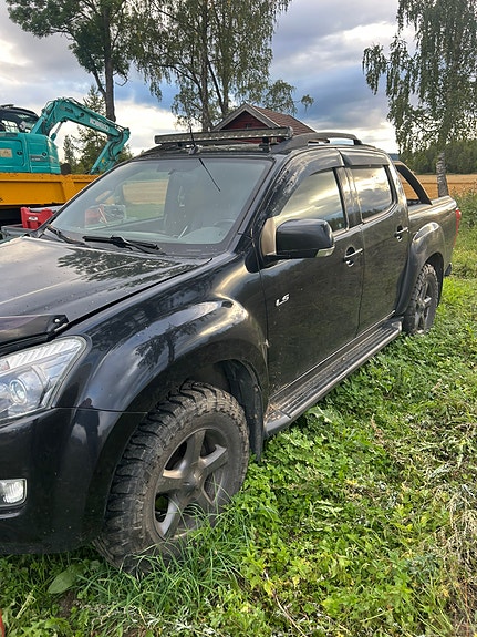 Isuzu D-max 2 of 14