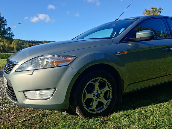 Ford Mondeo 10 of 28