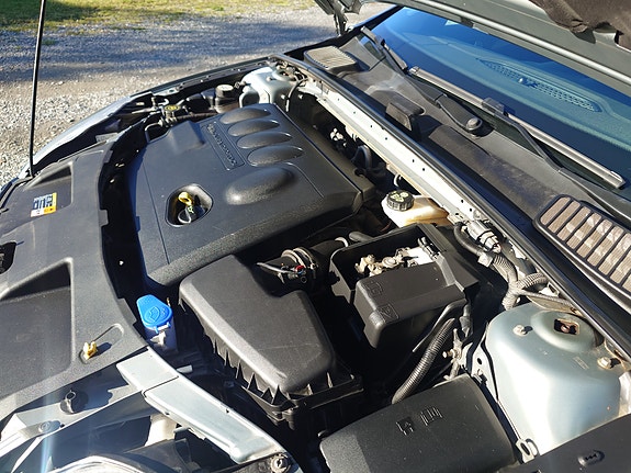 Ford Mondeo 24 of 28