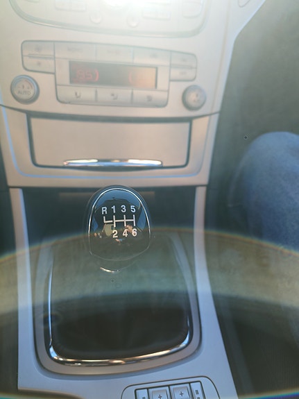Ford Mondeo 22 of 28