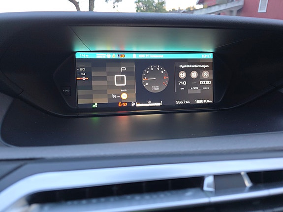 Citroen Grand C4 Picasso 8 of 19