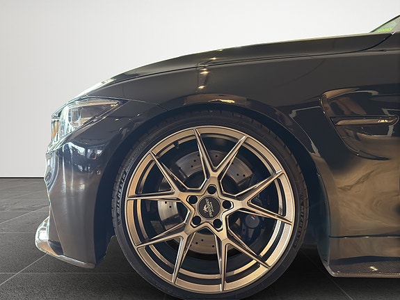 BMW M4 18 of 30