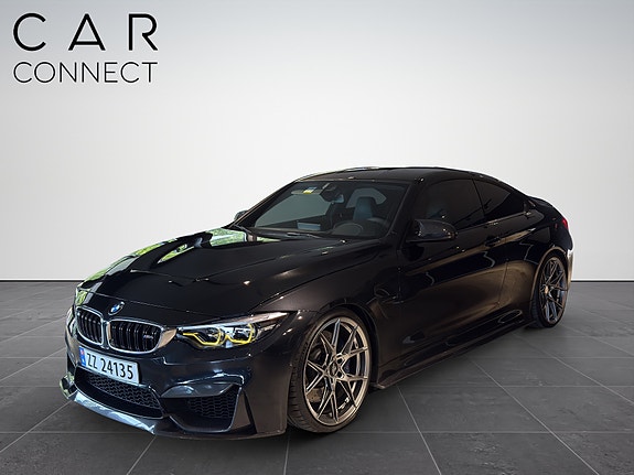 BMW M4 2 of 30