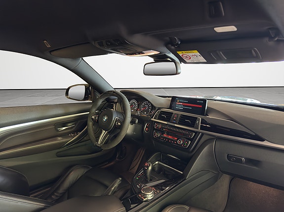 BMW M4 26 of 30
