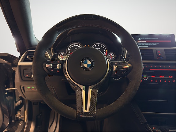 BMW M4 20 of 30