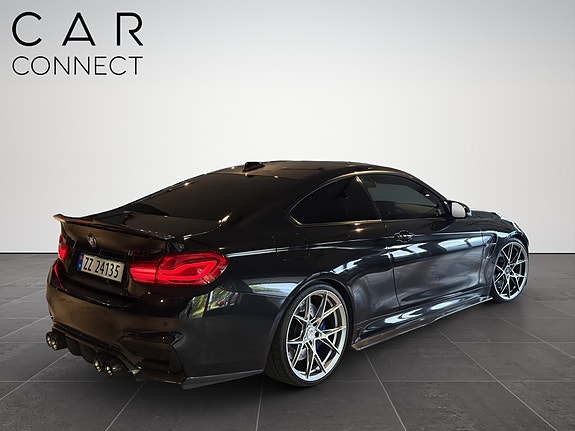 BMW M4 9 of 30