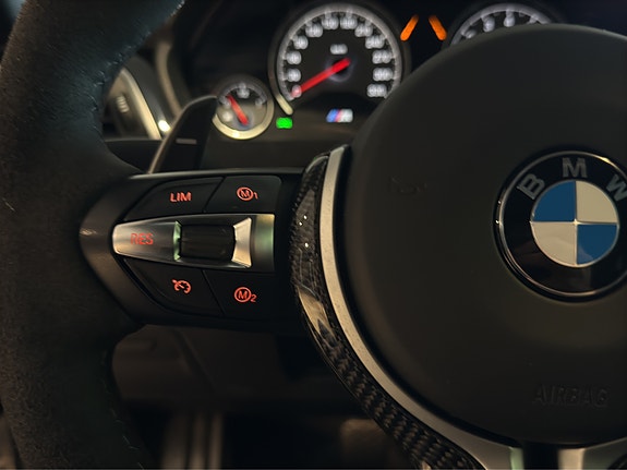 BMW M4 22 of 30