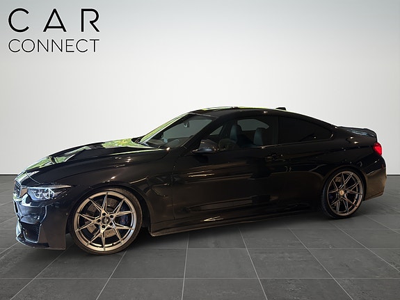 BMW M4 7 of 30