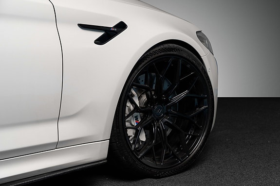 BMW M5 20 of 30