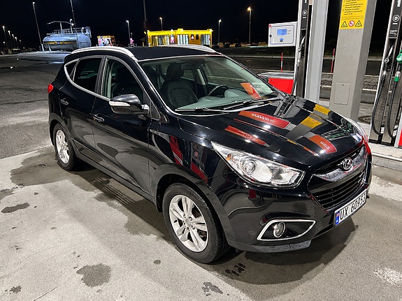 Hyundai ix35 2 of 9