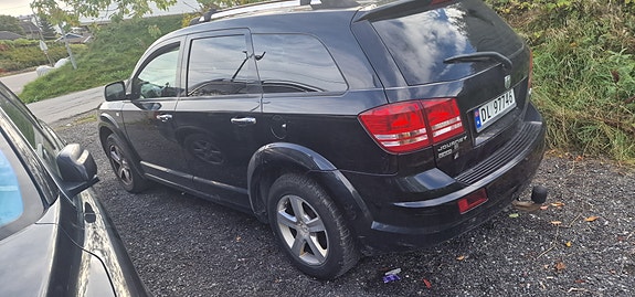 Dodge Journey 6 of 20