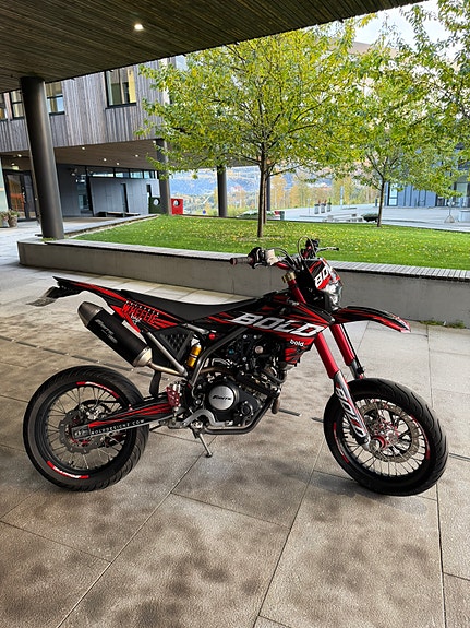 Fantic XMF 125 2 of 12