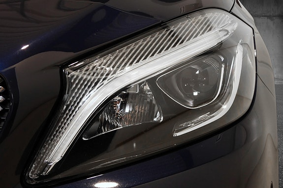 Mercedes-Benz A180 26 of 30