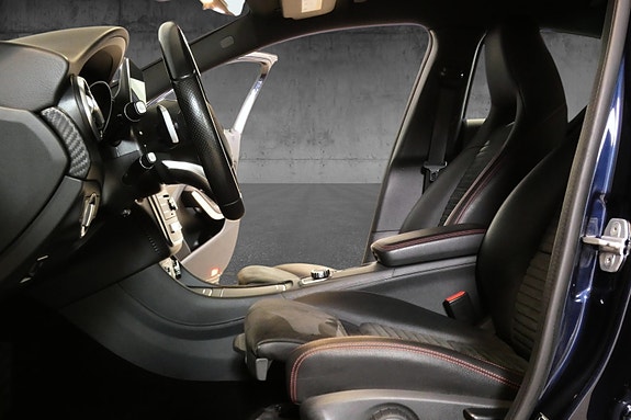 Mercedes-Benz A180 13 of 30