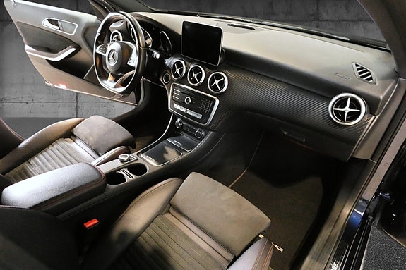 Mercedes-Benz A180 15 of 30