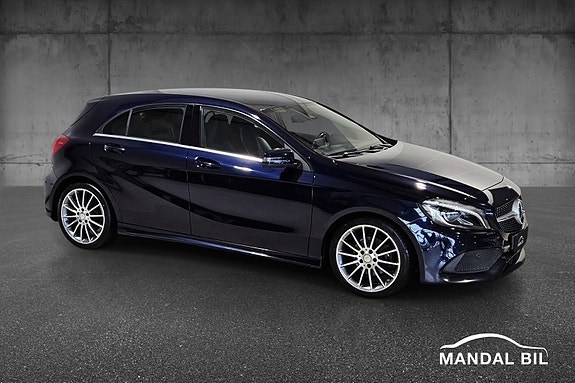 Mercedes-Benz A180 2 of 30