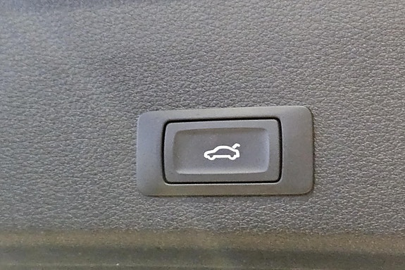 Audi Q8 e-tron 15 of 30