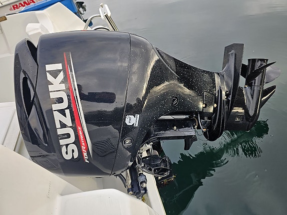 Beneteau Antares 5.80 - Suzuki 90 hk 9 of 11