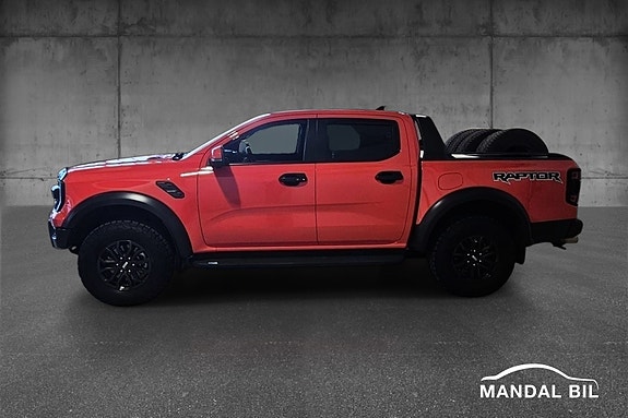 Ford Ranger Raptor 16 of 21