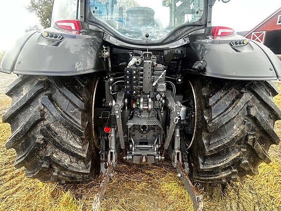 Valtra N174 Direct 4 of 12