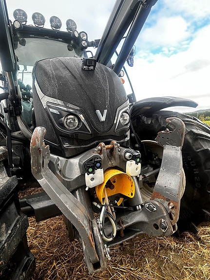 Valtra N174 Direct 6 of 12