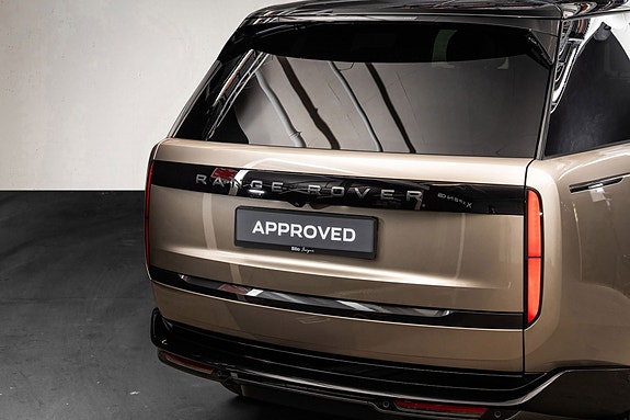 Land Rover Range Rover 8 of 30