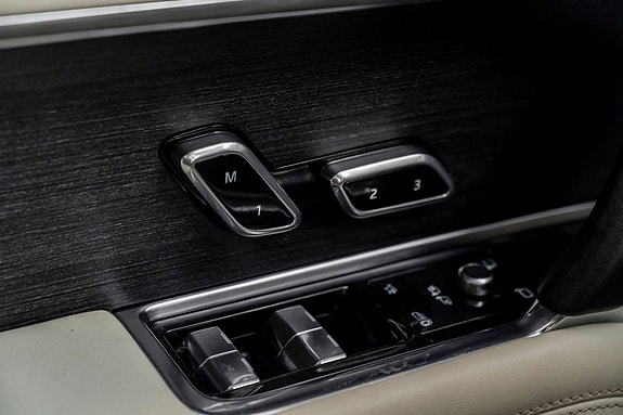 Land Rover Range Rover 20 of 30