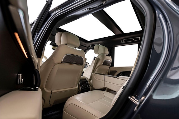 Land Rover Range Rover 23 of 30