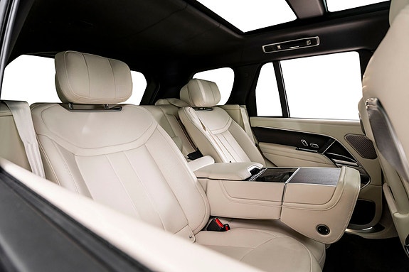 Land Rover Range Rover 29 of 30