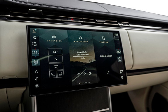Land Rover Range Rover 16 of 30