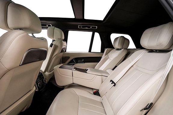 Land Rover Range Rover 13 of 30