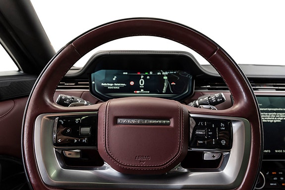 Land Rover Range Rover 18 of 30
