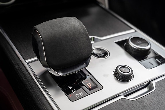 Land Rover Range Rover 24 of 30