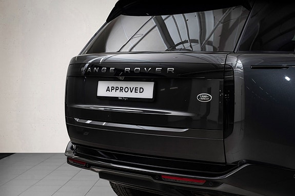 Land Rover Range Rover 8 of 30