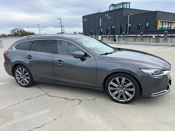 Mazda 6 4 of 29