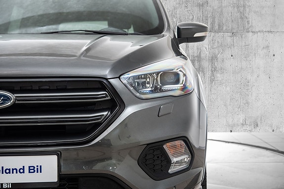 Ford Kuga 9 of 26