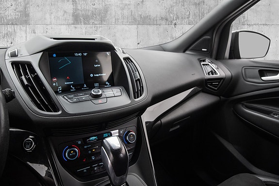 Ford Kuga 15 of 26